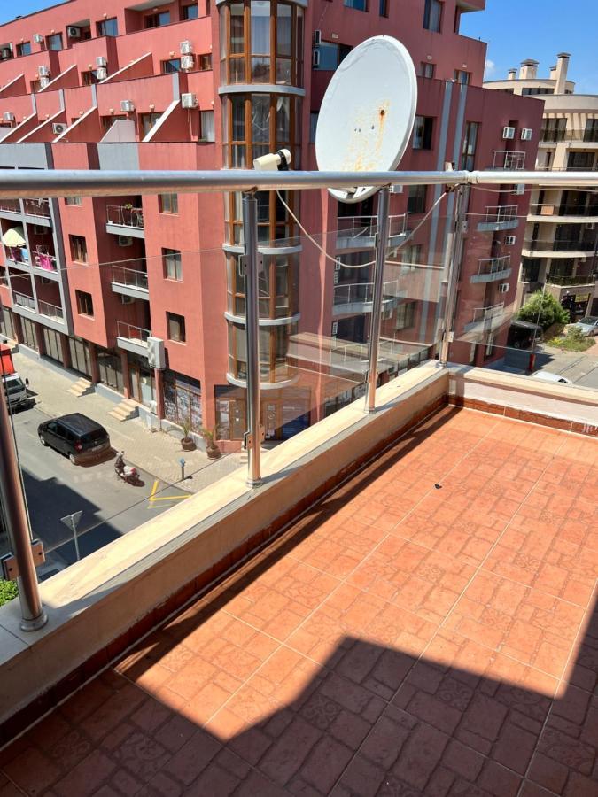 Milos Apartments Pomorie Bagian luar foto