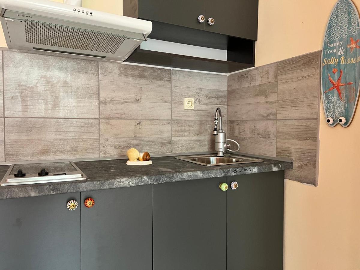Milos Apartments Pomorie Bagian luar foto