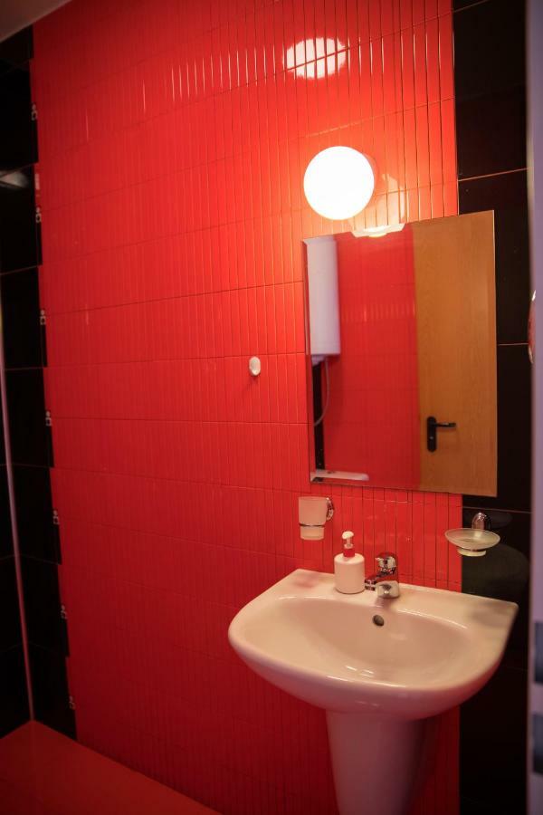 Milos Apartments Pomorie Bagian luar foto